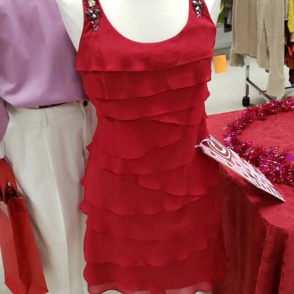 RED dress SL fashions Size 6 - Picture 4 of 4